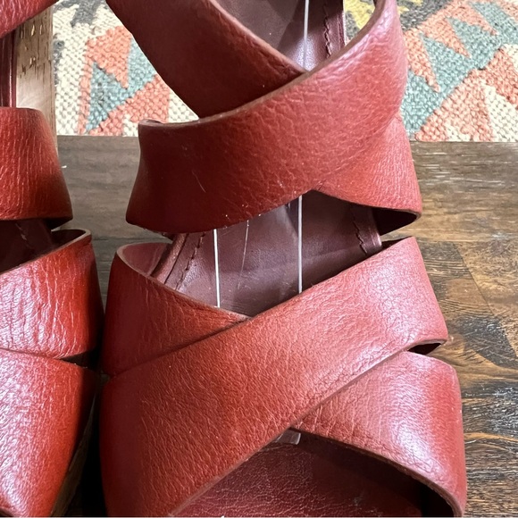 Yves Saint Laurent Deauville Taurillon Brown Leather Cork Platform Wedges 39 - Picture 9 of 17